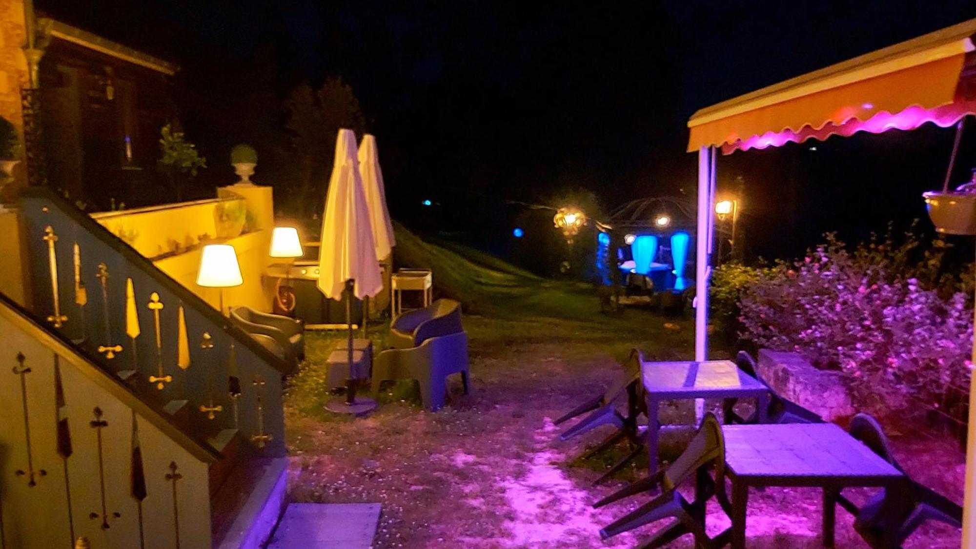 Bonbon Chambre D'Hotes Saint-Julien-de-Lampon Buitenkant foto